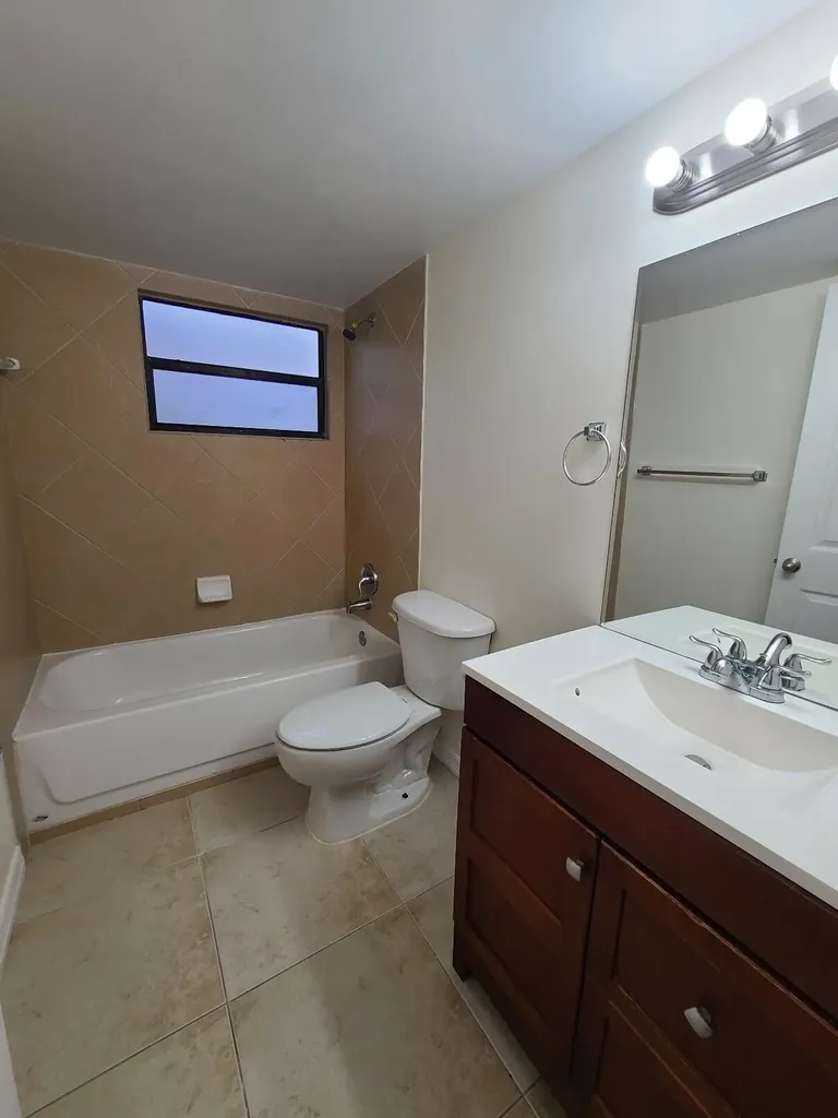 1547 Lake Crystal Drive West Palm Beach FL 33411