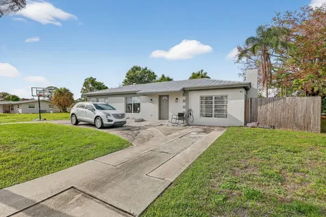 619 Ash Street Port St Lucie FL 34952