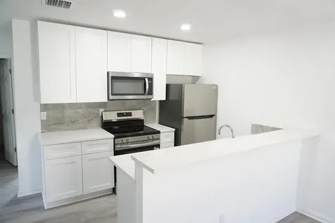 1173 W 28th Street Riviera Beach FL 33404