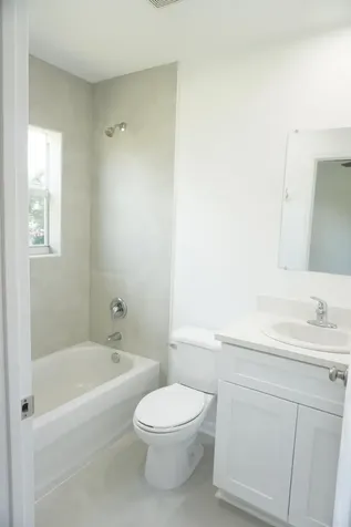 1173 W 28th Street Riviera Beach FL 33404