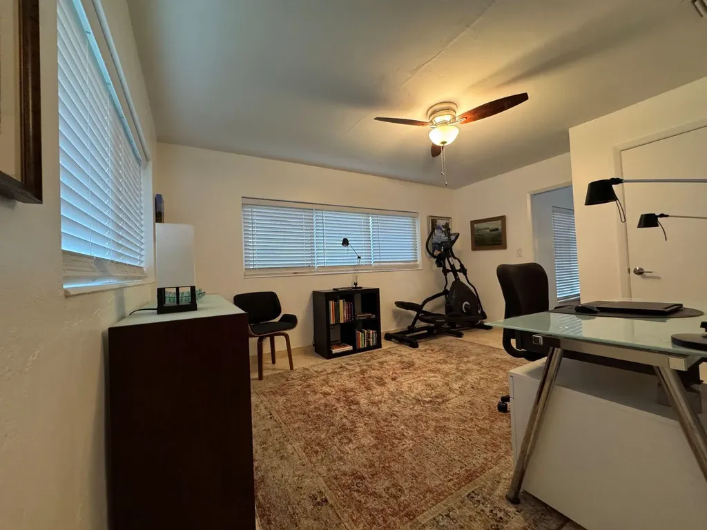 2701 NE 27th Court Fort Lauderdale FL 33306
