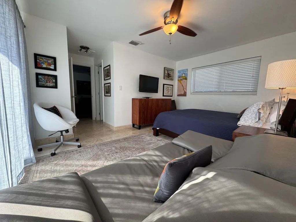2701 NE 27th Court Fort Lauderdale FL 33306