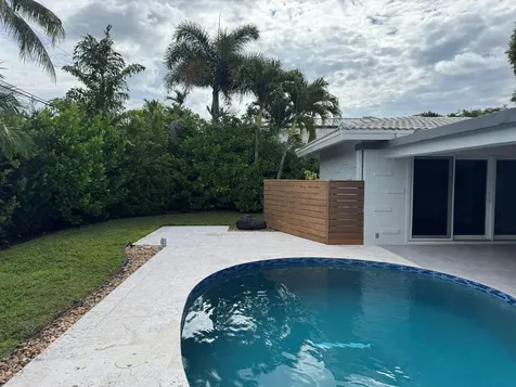 2701 NE 27th Court Fort Lauderdale FL 33306
