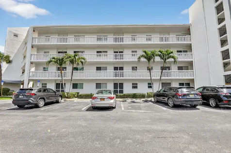 3326 Arcara Way Greenacres FL 33467