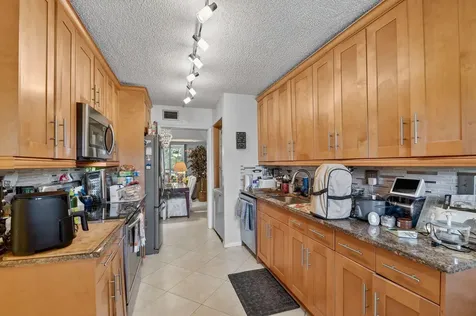 3326 Arcara Way Greenacres FL 33467