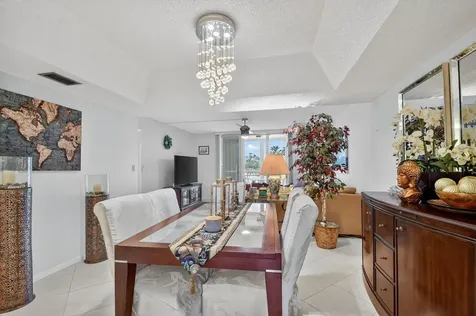 3326 Arcara Way Greenacres FL 33467