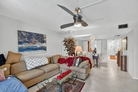 3326 Arcara Way Greenacres FL 33467