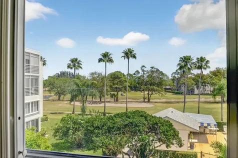3326 Arcara Way Greenacres FL 33467
