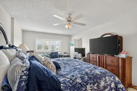 3326 Arcara Way Greenacres FL 33467