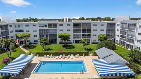 3326 Arcara Way Greenacres FL 33467