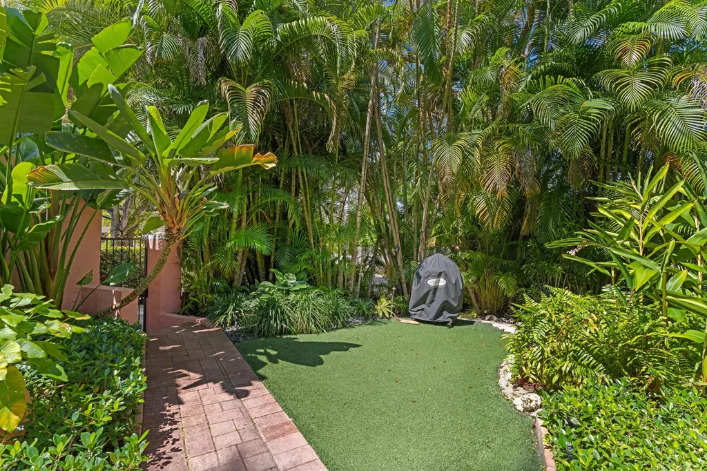 746 Upland Road West Palm Beach FL 33401