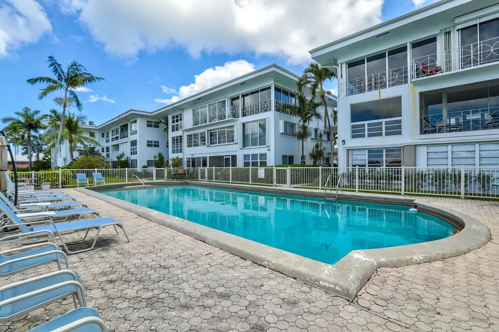 2727 Yacht Club Boulevard Fort Lauderdale FL 33304