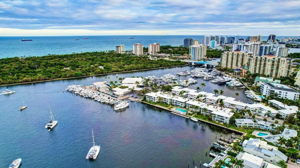 2727 Yacht Club Boulevard Fort Lauderdale FL 33304