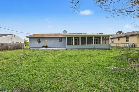 2174 Dickens Street NE Palm Bay FL 32907