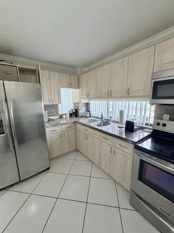 17021 N Bay Road Sunny Isles Beach FL 33160