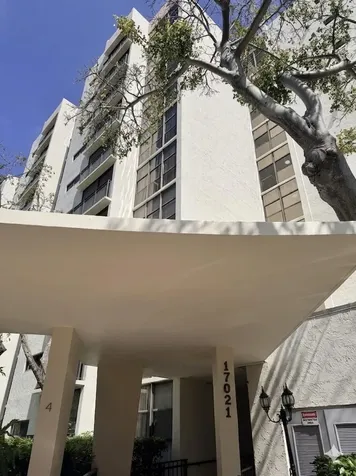 17021 N Bay Road Sunny Isles Beach FL 33160
