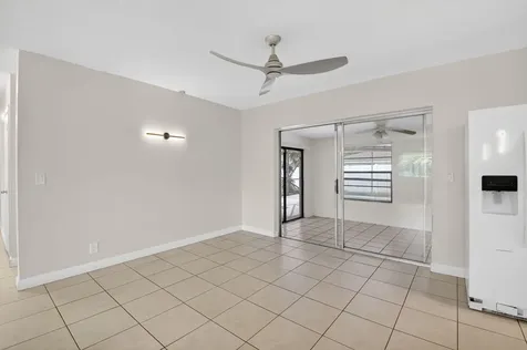 2267 NE 3rd Avenue Boca Raton FL 33431
