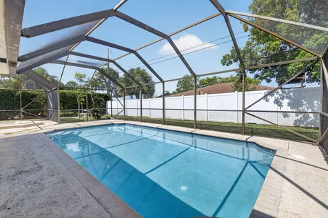 2267 NE 3rd Avenue Boca Raton FL 33431