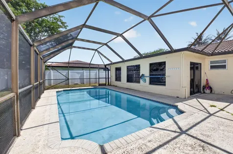 2267 NE 3rd Avenue Boca Raton FL 33431