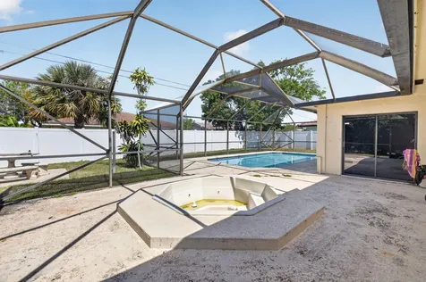 2267 NE 3rd Avenue Boca Raton FL 33431