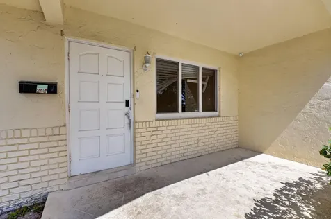 2267 NE 3rd Avenue Boca Raton FL 33431