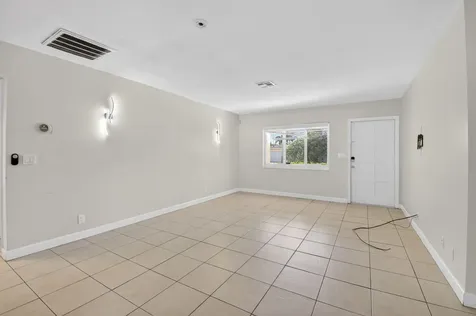 2267 NE 3rd Avenue Boca Raton FL 33431