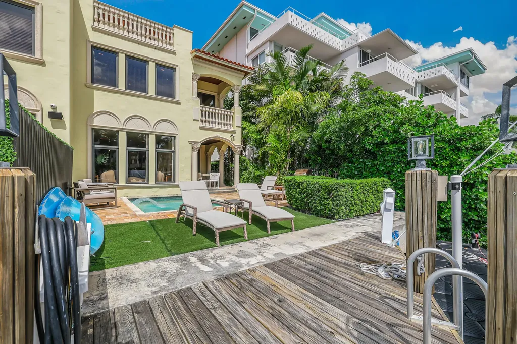 170 Isle Of Venice Drive Fort Lauderdale FL 33301
