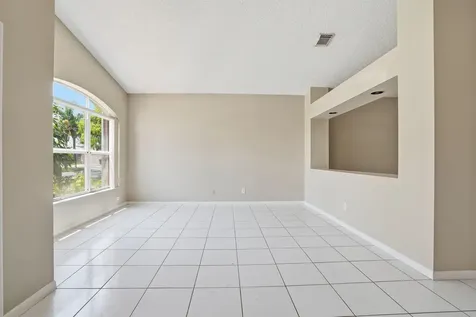 1495 SW 105th Avenue Pembroke Pines FL 33025
