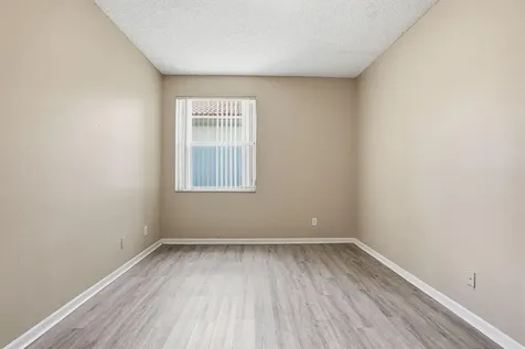 1495 SW 105th Avenue Pembroke Pines FL 33025
