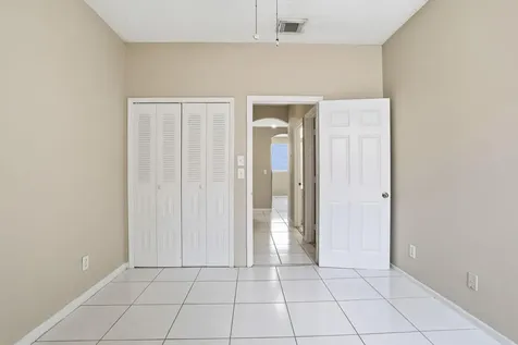 1495 SW 105th Avenue Pembroke Pines FL 33025