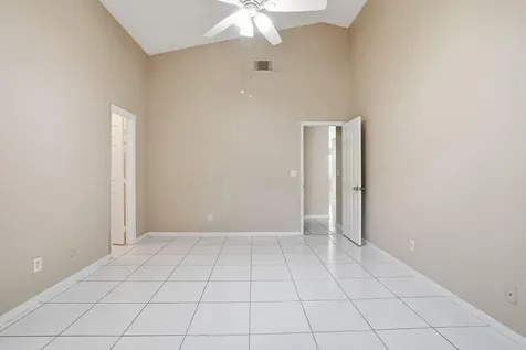 1495 SW 105th Avenue Pembroke Pines FL 33025
