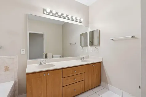 1495 SW 105th Avenue Pembroke Pines FL 33025