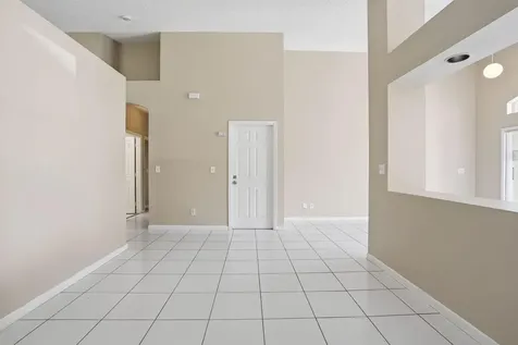 1495 SW 105th Avenue Pembroke Pines FL 33025
