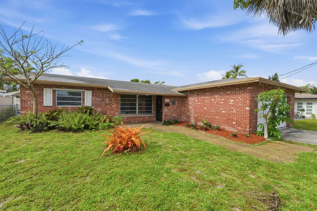 1772 NW 38th Street Oakland Park FL 33309