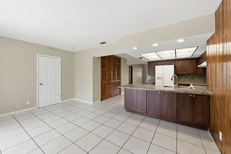 1772 NW 38th Street Oakland Park FL 33309