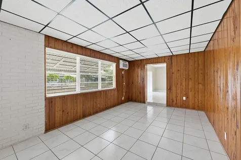 1772 NW 38th Street Oakland Park FL 33309