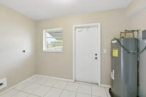 1772 NW 38th Street Oakland Park FL 33309