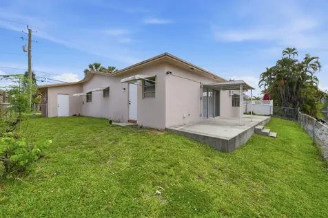 1772 NW 38th Street Oakland Park FL 33309