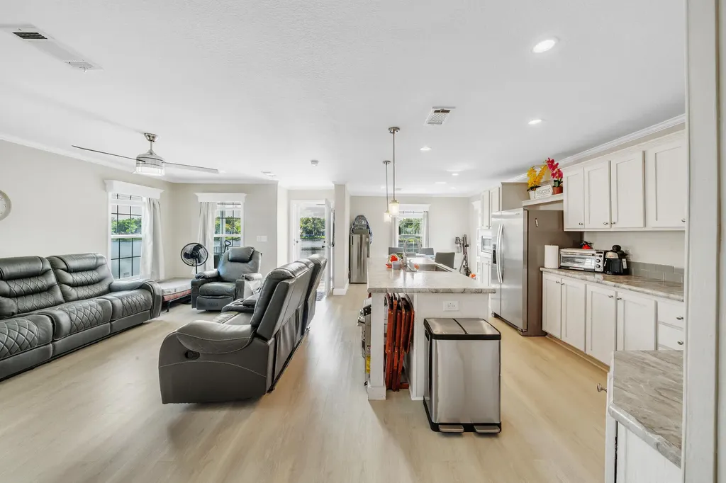 164 Plantation Boulevard Lake Worth FL 33467