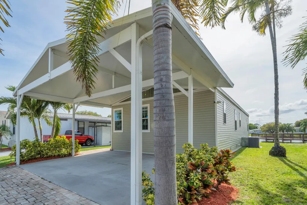 164 Plantation Boulevard Lake Worth FL 33467