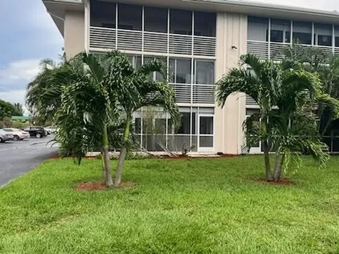 2856 S Garden Drive S Lake Worth FL 33461