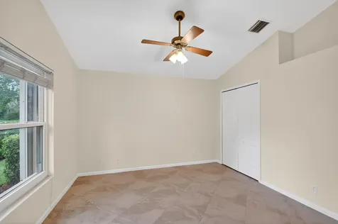 9644 Gray Hawk Way Lake Worth FL 33467