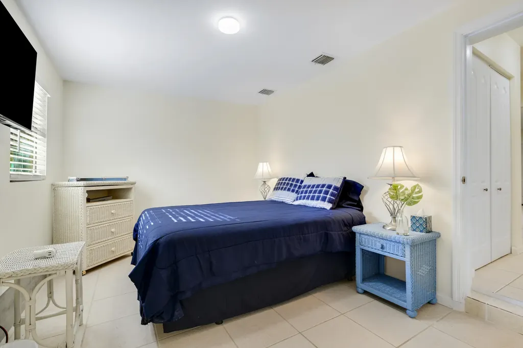 1718 Ridge Road North Palm Beach FL 33408