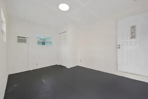 1718 Ridge Road North Palm Beach FL 33408