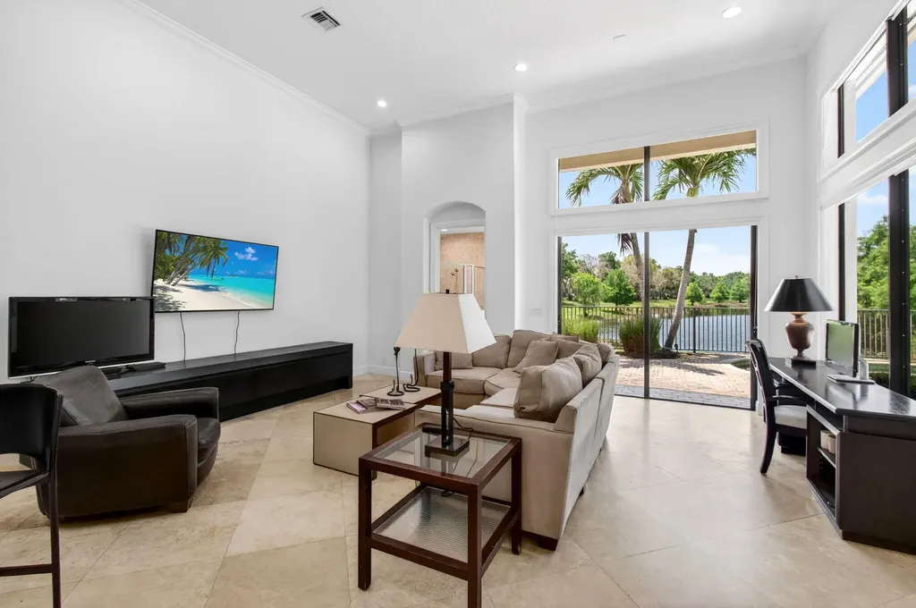 16266 Rosecroft Terrace Delray Beach FL 33446