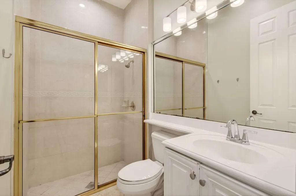 16266 Rosecroft Terrace Delray Beach FL 33446