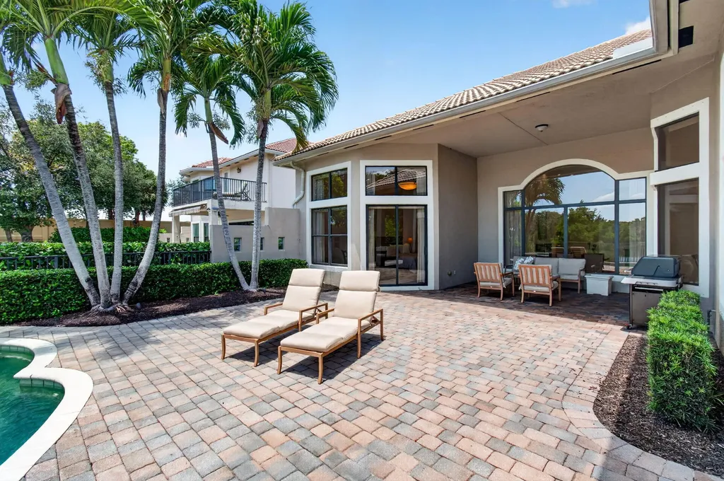 16266 Rosecroft Terrace Delray Beach FL 33446