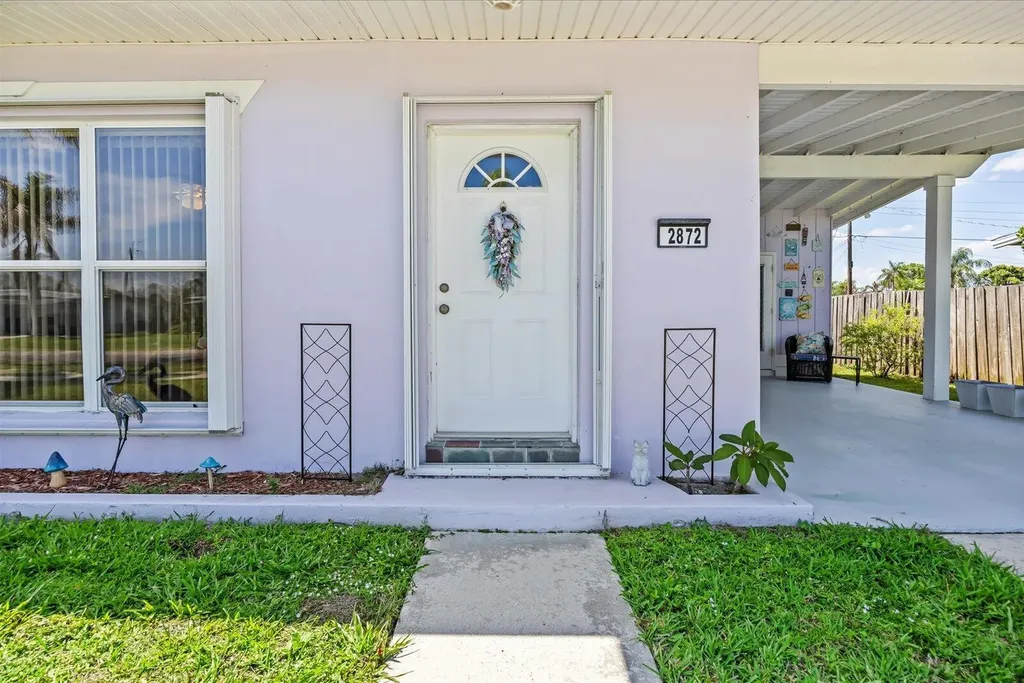 2872 SE Wiltshire Terrace Port St Lucie FL 34952