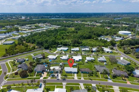 2872 SE Wiltshire Terrace Port St Lucie FL 34952