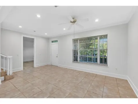814 Carolina Circle SW Vero Beach FL 32962